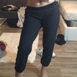 CALVIN KLEIN BAGGY SWEATS